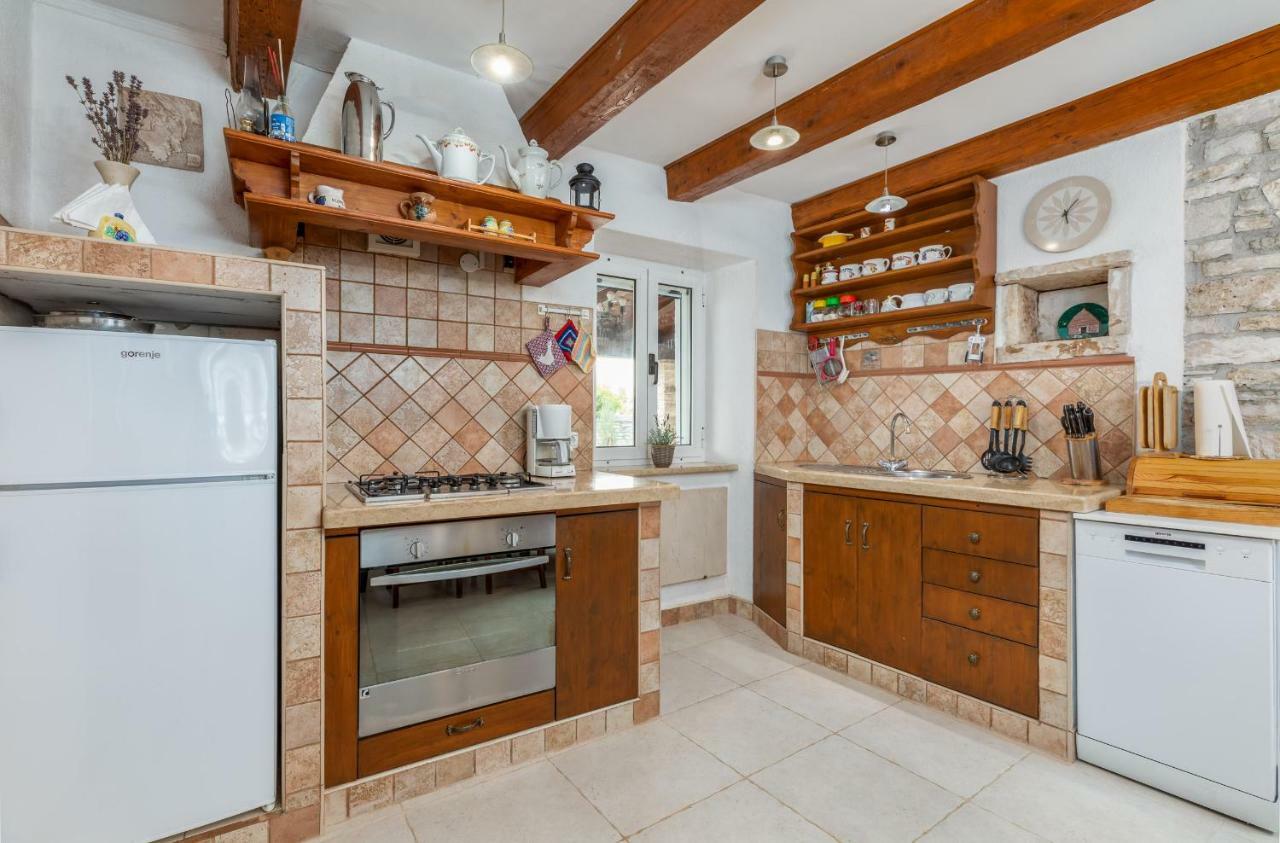 Holiday Home Ana Kanfanar Zewnętrze zdjęcie