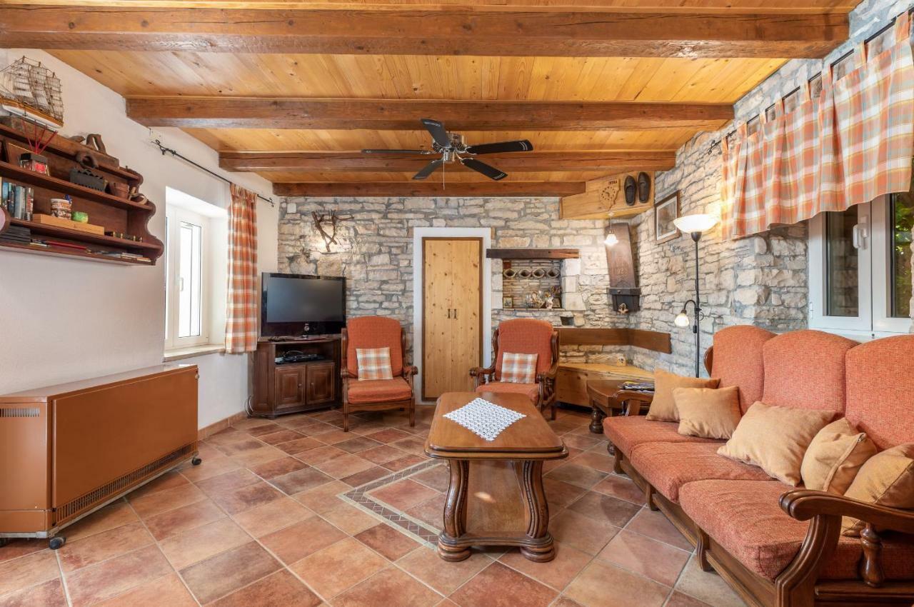 Holiday Home Ana Kanfanar Zewnętrze zdjęcie