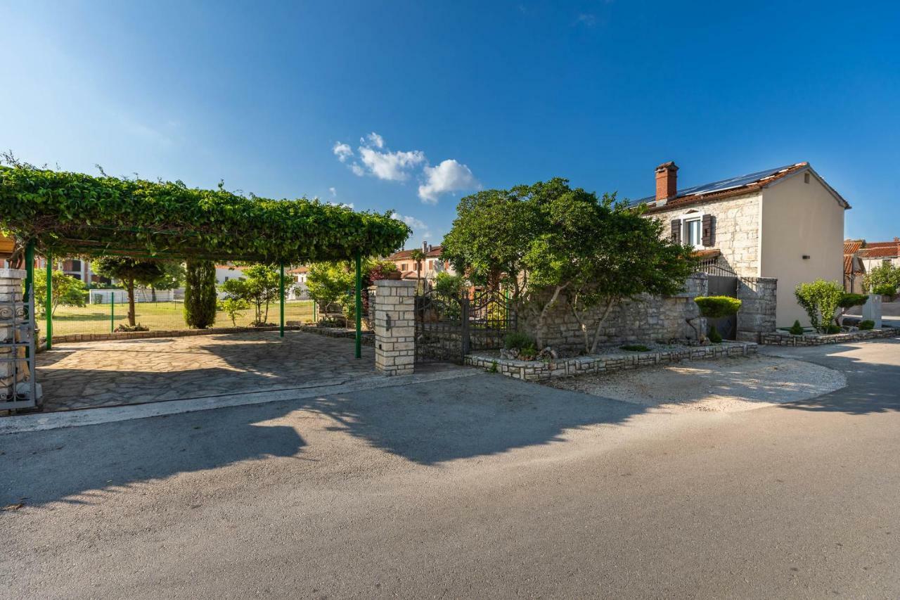 Holiday Home Ana Kanfanar Zewnętrze zdjęcie